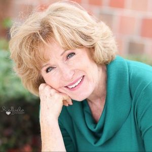 Meet your Posher, Janet